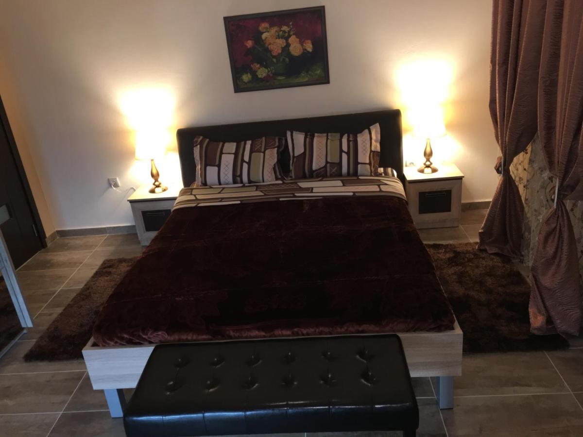 Aparthotel Archontiko Kirfis In Desfina Esterno foto